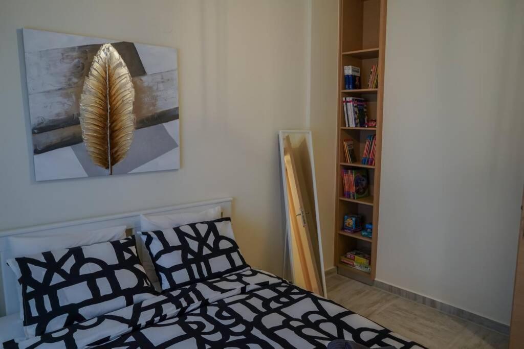 Modern Apartment In The City Center อิโออันนินา ภายนอก รูปภาพ